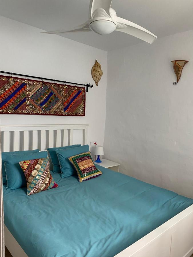 Cheerful One Bedroom Townhouse With Patio Árchez エクステリア 写真