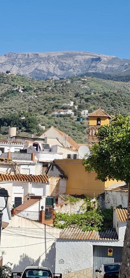 Cheerful One Bedroom Townhouse With Patio Árchez エクステリア 写真