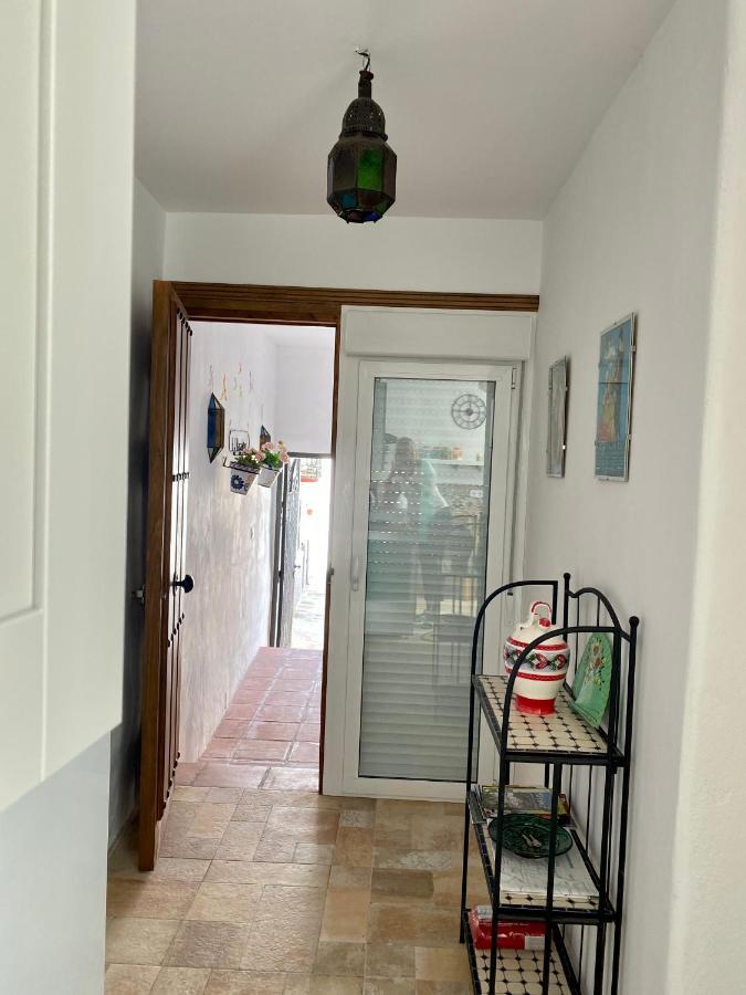 Cheerful One Bedroom Townhouse With Patio Árchez エクステリア 写真